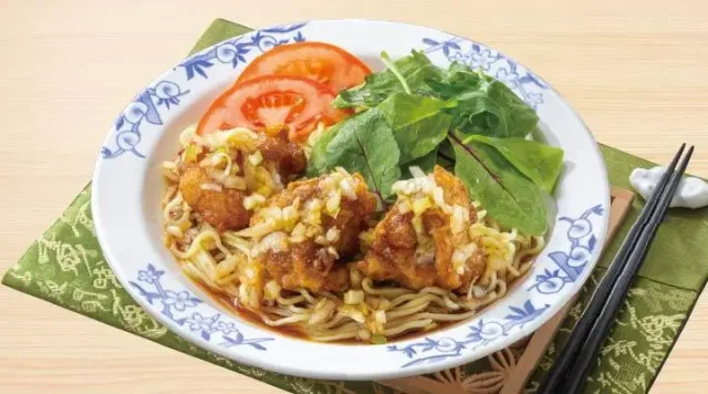 油淋からあげのさっぱり冷やし麺(バーミヤン)