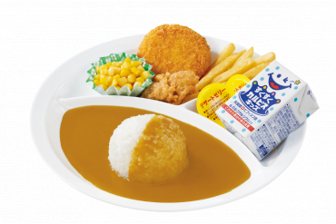 お子さまカレー クリームコロッケ（カニ入り）＆フライドチキン（CoCo壱番屋）