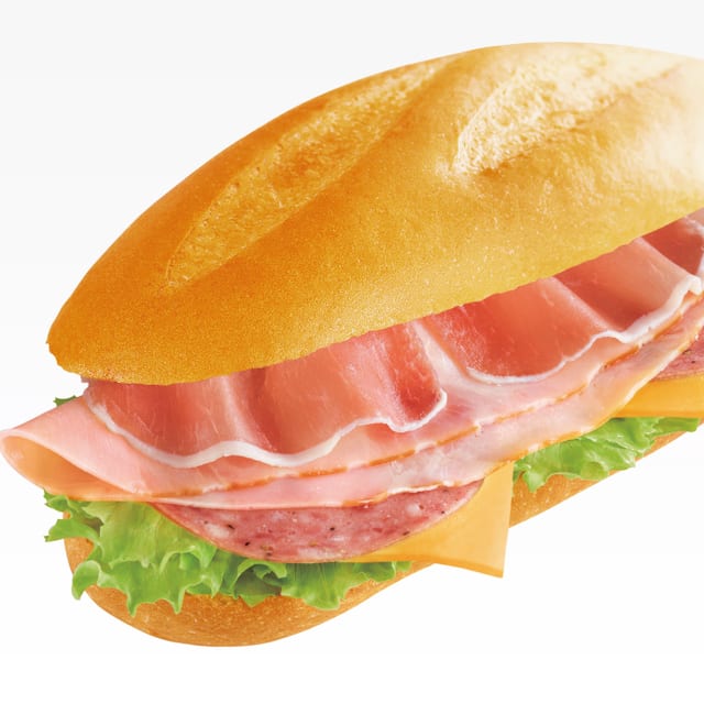 チーズ in ミラノサンドA 生ハム・ボンレスハム・ボローニャソーセージ（ドトール）