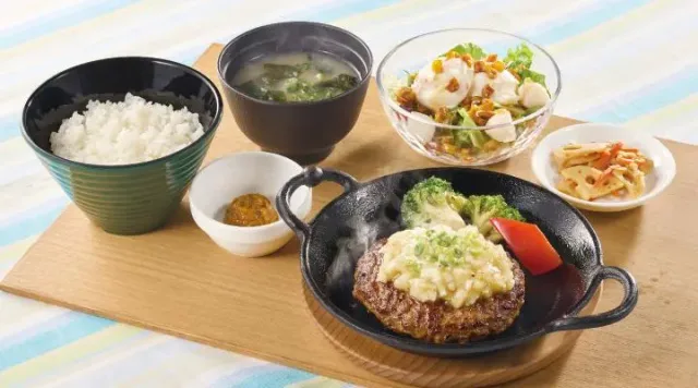 アンガスビーフ100% 旨塩ねぎだれのハンバーグ膳(サラダつき)(ジョナサン)