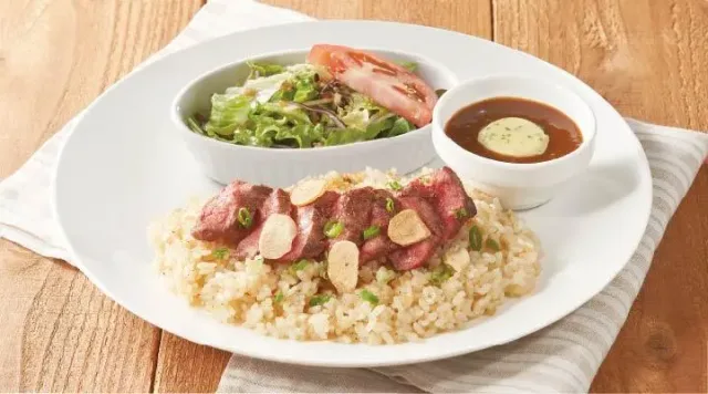 みすじステーキのガーリックピラフ（ジョナサン）