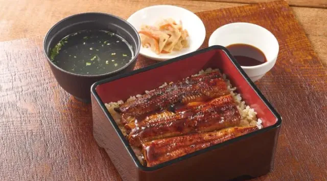 うな重（お吸い物・惣菜つき）（ジョナサン）