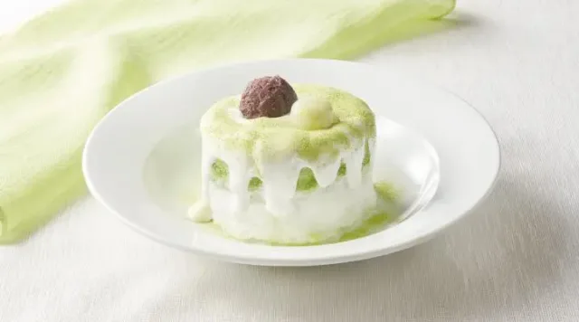 純氷ドルチェ”淡雪” (ミニサイズ)西尾のお抹茶と十勝あずきのショートケーキ氷(ジョナサン)