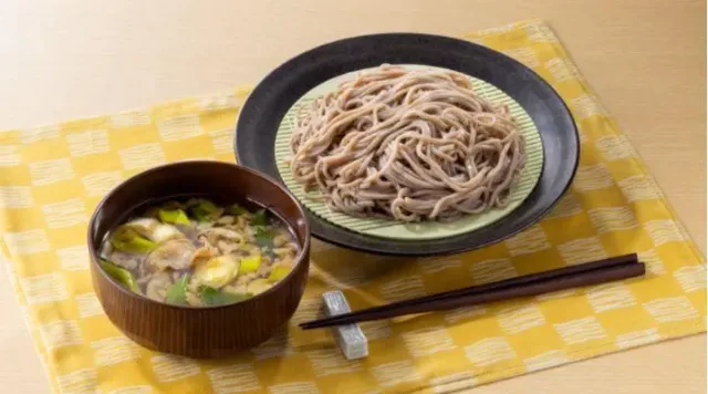 “埼玉秩父”背脂たっぷり 肉汁つけ蕎麦（から好し）