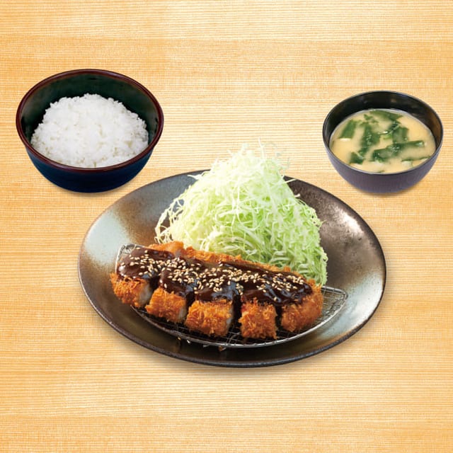 味噌ロースかつ定食(松のや)