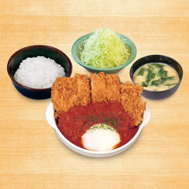 うまトマジャンボチキンかつ定食（松のや）