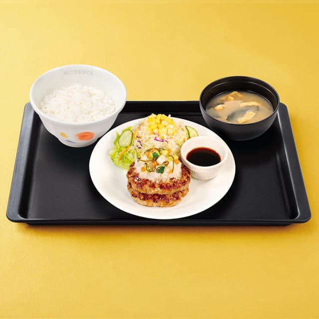やたら和風ハンバーグ定食 トリプル（松屋）