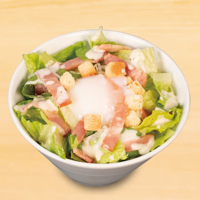 半熟玉子シーザーサラダ(マイカリー食堂)