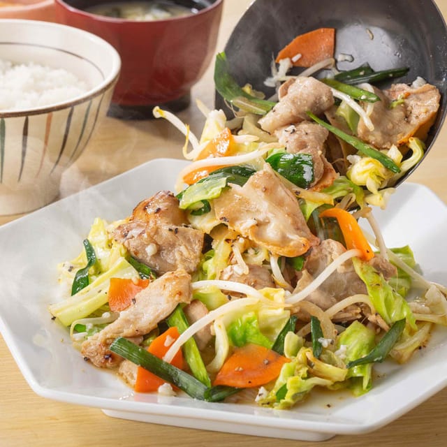 肉野菜塩こうじ炒め（大戸屋）