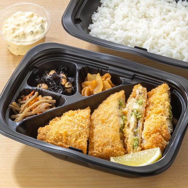バジルとチーズのアジフライ 弁当（大戸屋）