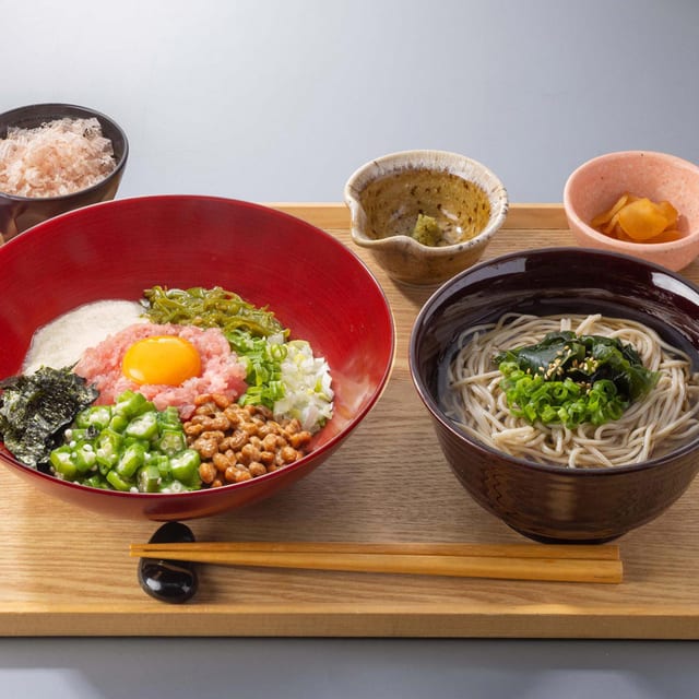 大戸屋ばくだん丼と麺のセット(大戸屋)