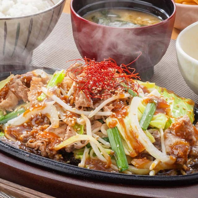 国産牛のスタミナ鉄板焼き（大戸屋）