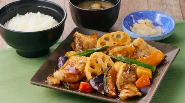 すけそう鱈と彩り野菜の黒酢あんランチ（鱈4個）（夢庵）