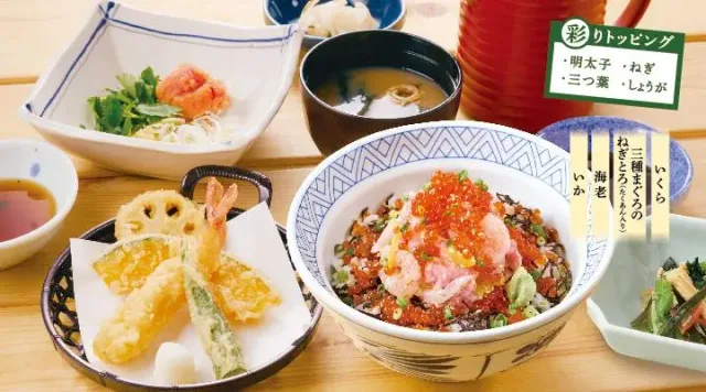 こぼれいくらの海鮮茶漬け小天ぷら膳(夢庵)