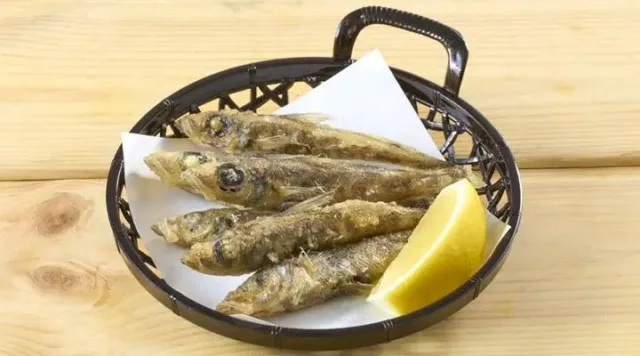 メヒカリの唐揚げ(夢庵)